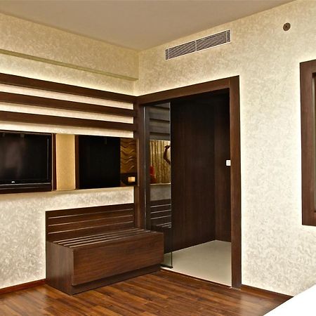The Central Park Rourkela Exterior foto