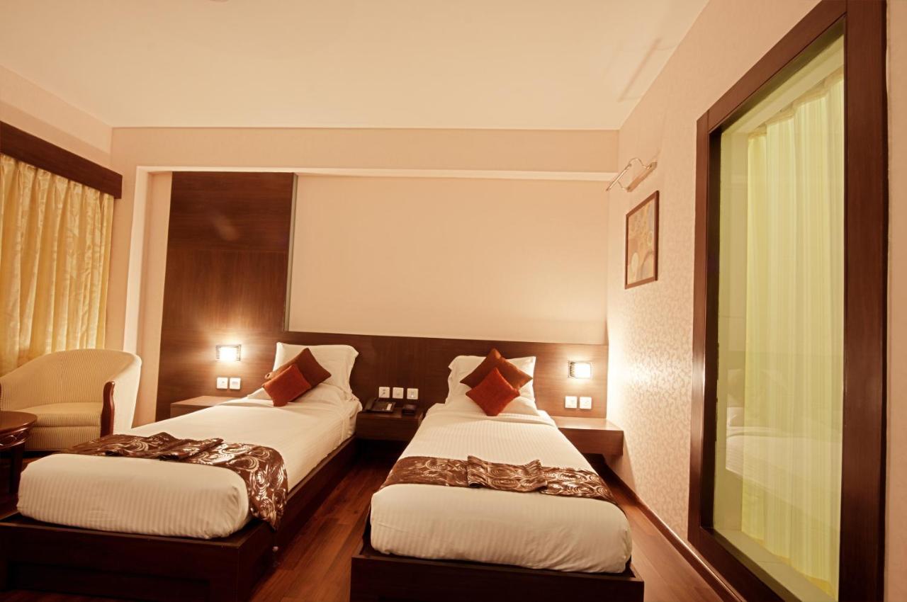 The Central Park Rourkela Exterior foto