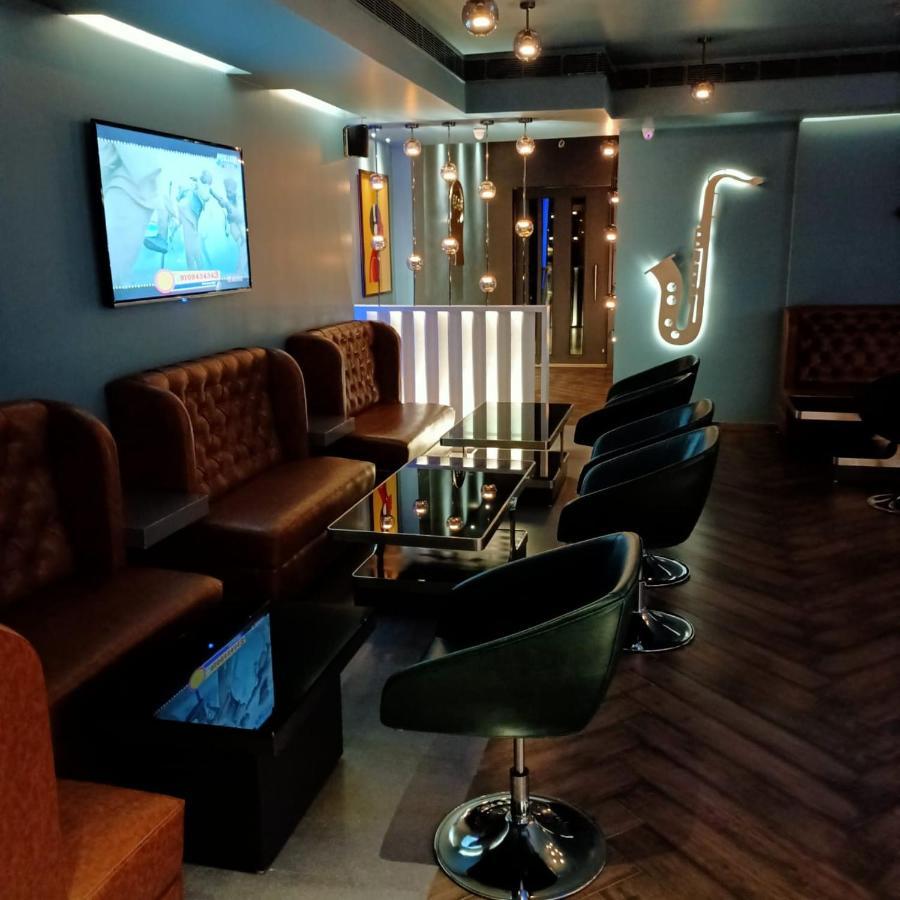 The Central Park Rourkela Exterior foto