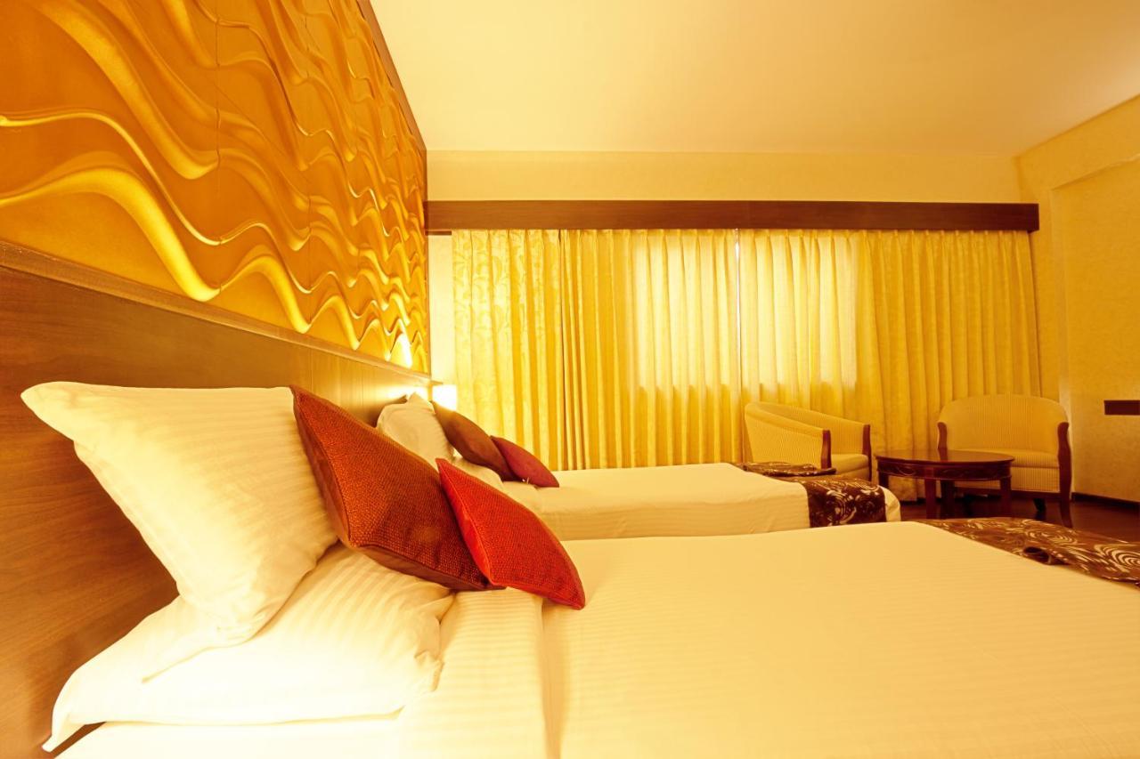 The Central Park Rourkela Exterior foto